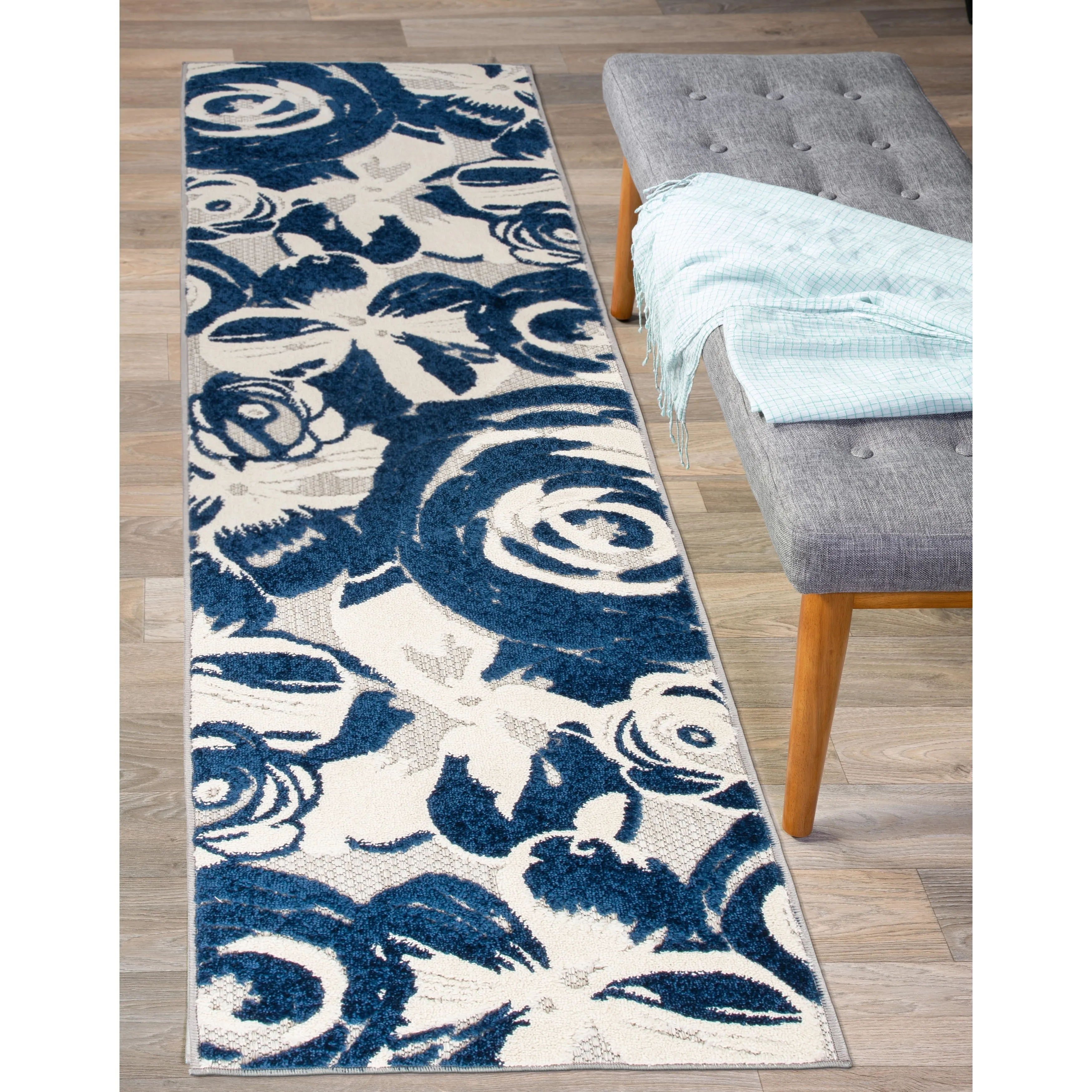 World Rug Gallery Modern Floral Indoor/Outdoor Area Rug