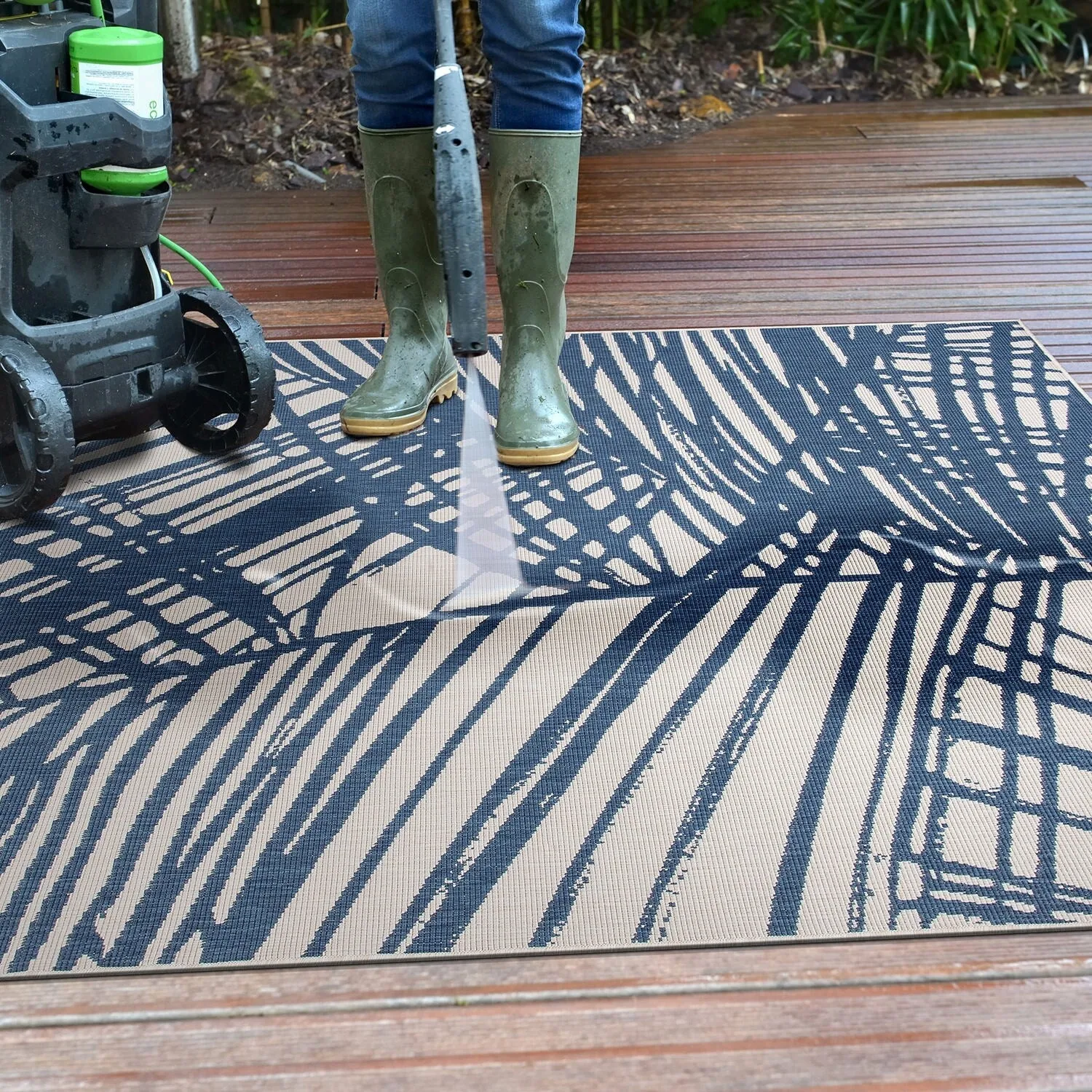 World Rug Gallery Nature Inspired Tropical Indoor/Outdoor Area Rug