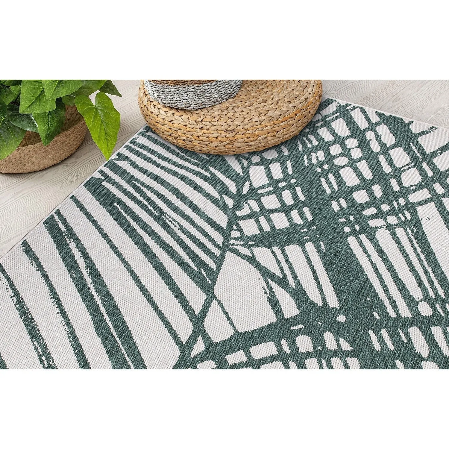 World Rug Gallery Nature Inspired Tropical Indoor/Outdoor Area Rug
